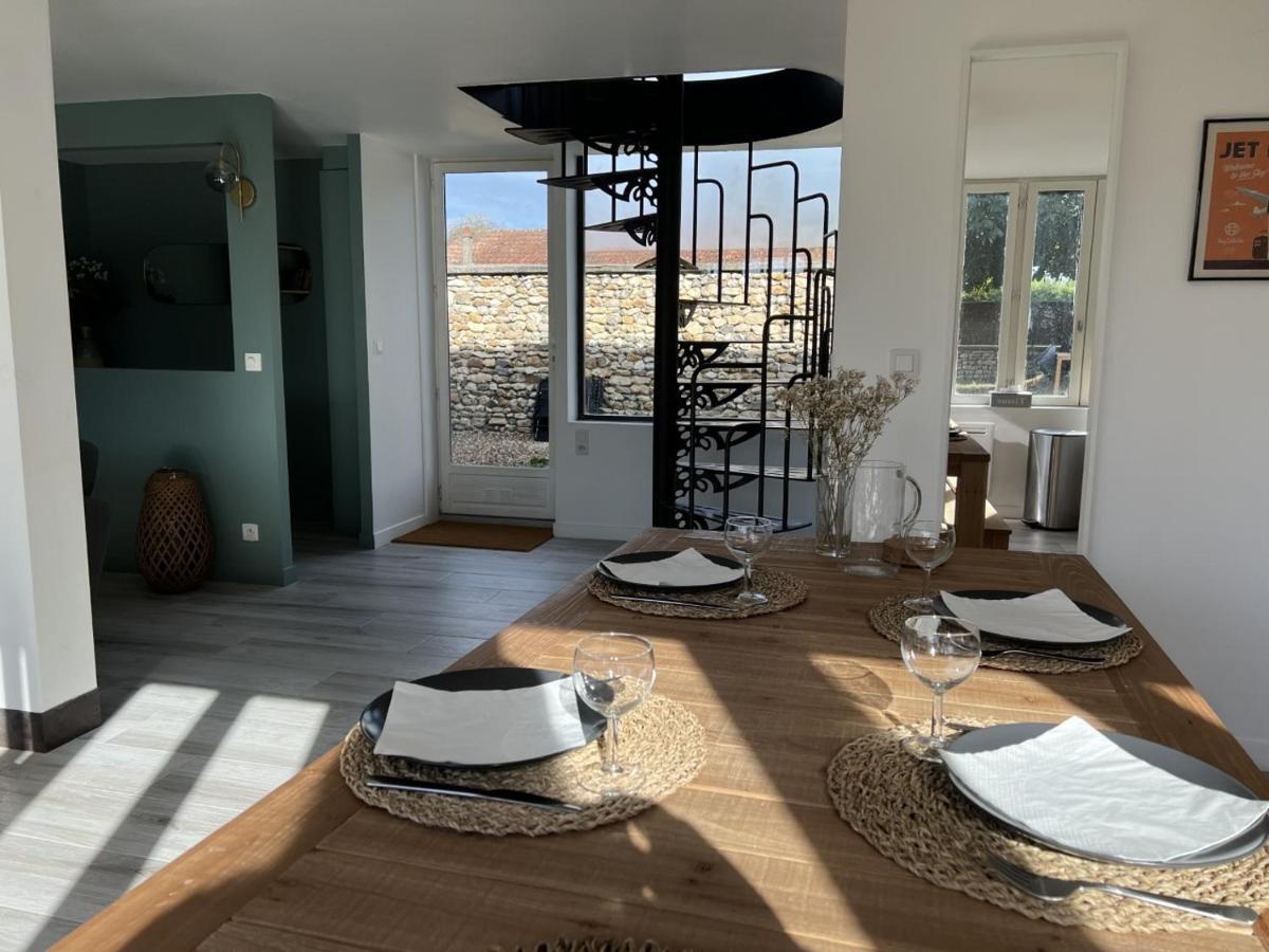 Maison De Campagne Entierement Climatisee Avec Grand Jardin Villa Pressagny-lʼOrgeuilleux Eksteriør bilde